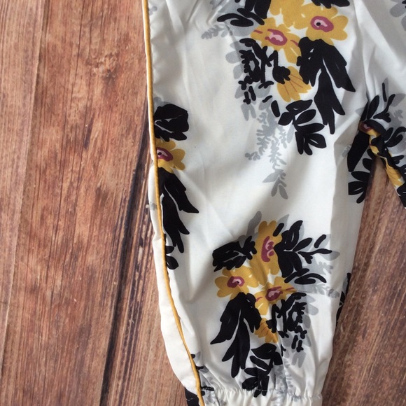 Boutique Baby Girl Mustard & Floral Romper - Picture 4 of 5